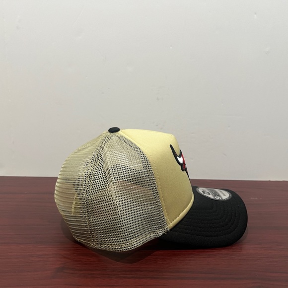 New Era, 9Forty, Trucker Hat, Chicago Bulls - Picture 2 of 9